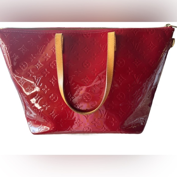 Louis Vuitton Vernis Bellevue GM RED AUTHENTIC - Picture 3 of 16
